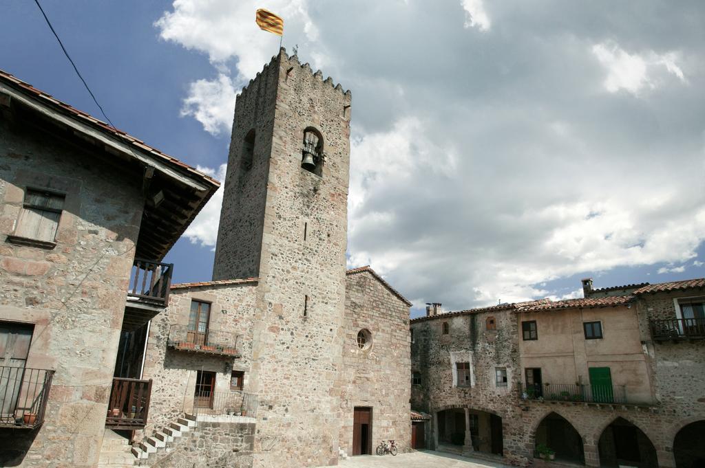 Allotjaments Placa Major-Grevol Santa Pau Rum bild