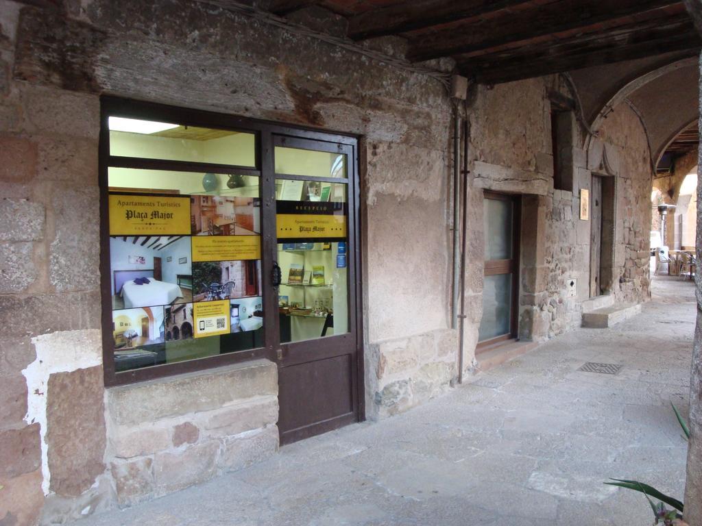 Allotjaments Placa Major-Grevol Santa Pau Exteriör bild